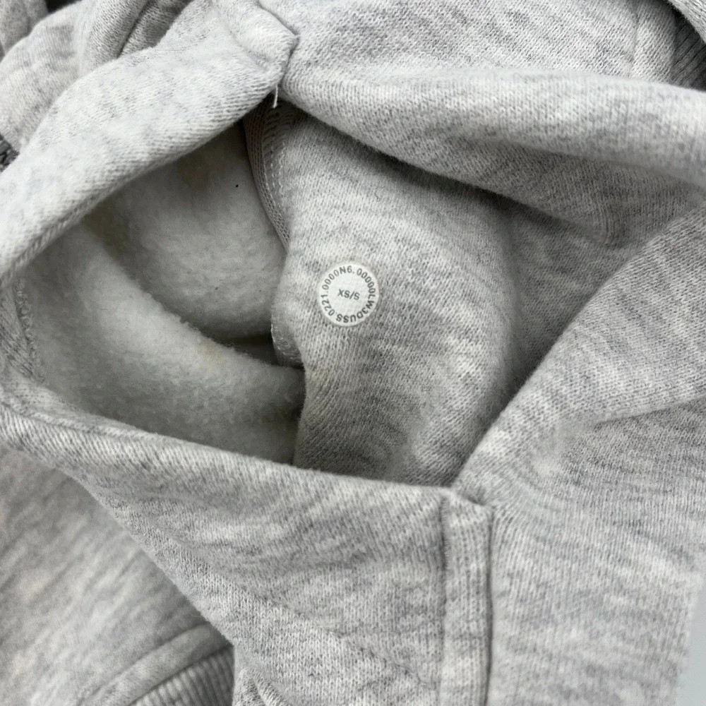 Lululemon Scuba Oversized Half Zip Hoodie Light Grey Cropped Thumbholes Sz XS/S - Picture 9 of 9